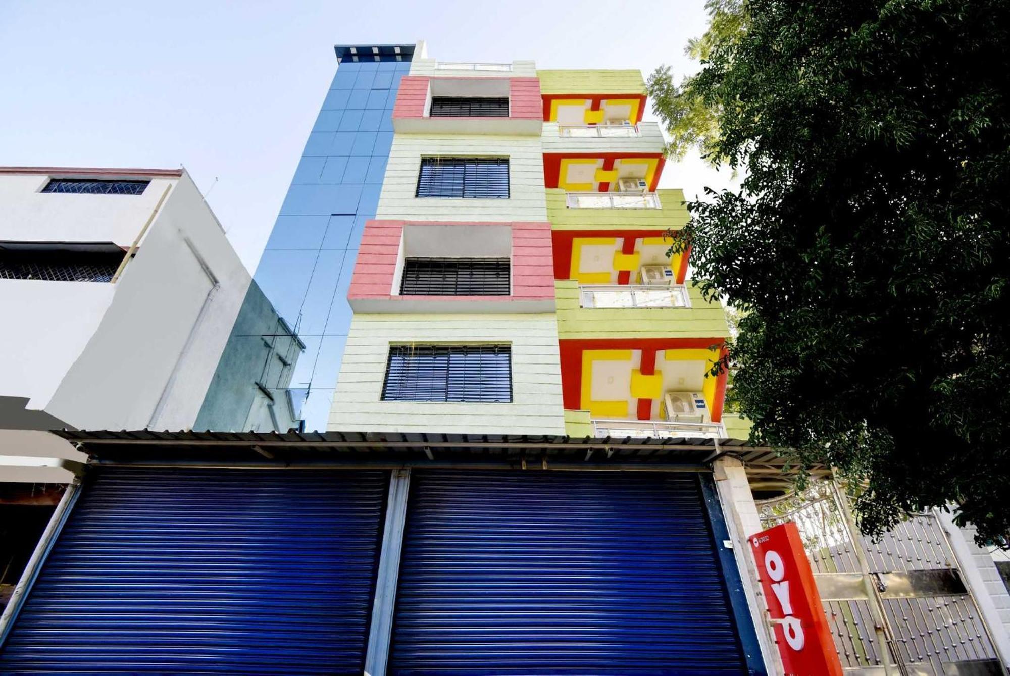 Oyo Flagship Mariyam Service Apartments Nagpur Exteriör bild